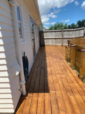 Sunny Character 2 Bedroom Home - Mission Bay